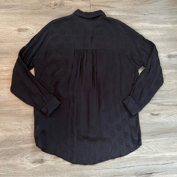 Amuse Society Black Textured Shirt - Picture 6 of 6